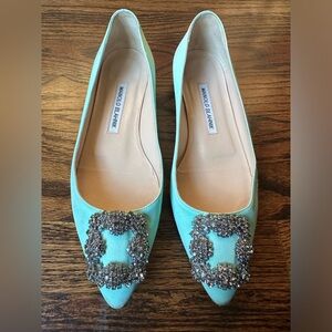 Manolo Blahnik Crystal Embellishments Ballet Flats
Size 36 (6)